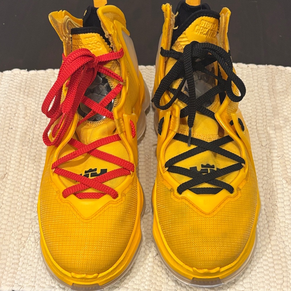 Men’s size 11 LeBrons yellow black and red shoe